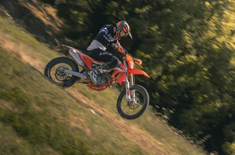Read more about the article 7 STEPS TO GETTING BACK ON THE MOTORCYCLE AFTER AN ACCIDENT